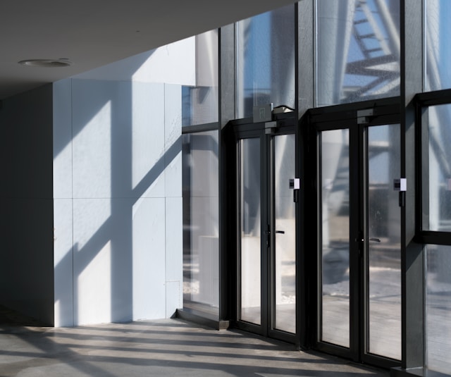 Commercial door fitted with lock and door hardware